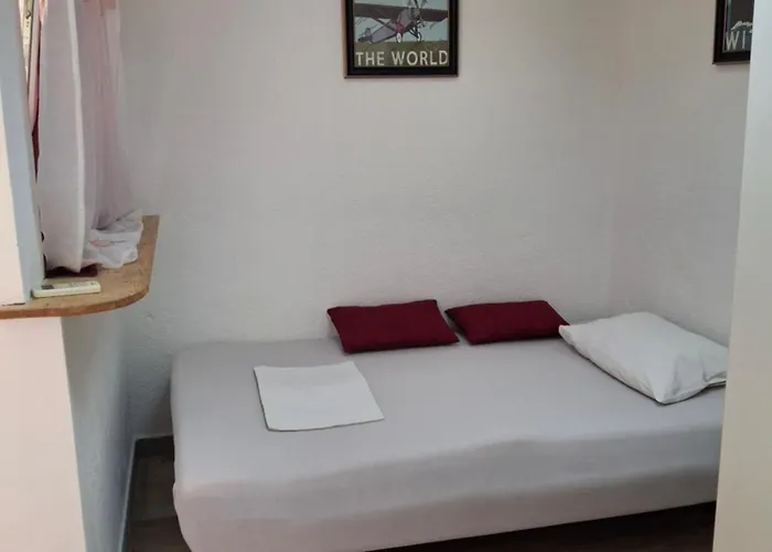 In Kala Πανδοχείο *