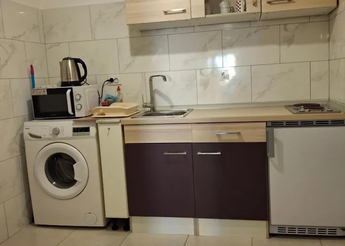 In Kala Han/Misafirhane *